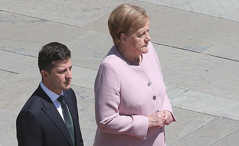 Angela Merkel, Dehydrierung und das Heilige Römische Reich