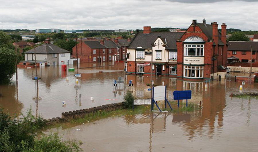 Sturzfluten Verbrannte Erde