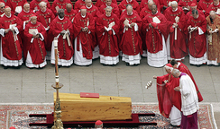Die dunkle Seite des Papstbegräbnisses