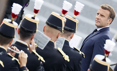 Französische Ex-Generäle fordern Militärherrschaft, um dem Islamismus entgegenzutreten