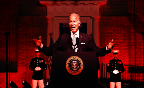 Biden erklärt den Amerikanern den Krieg