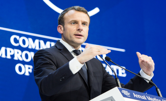 Macron fordert Sicherheitsgarantien für... Russland