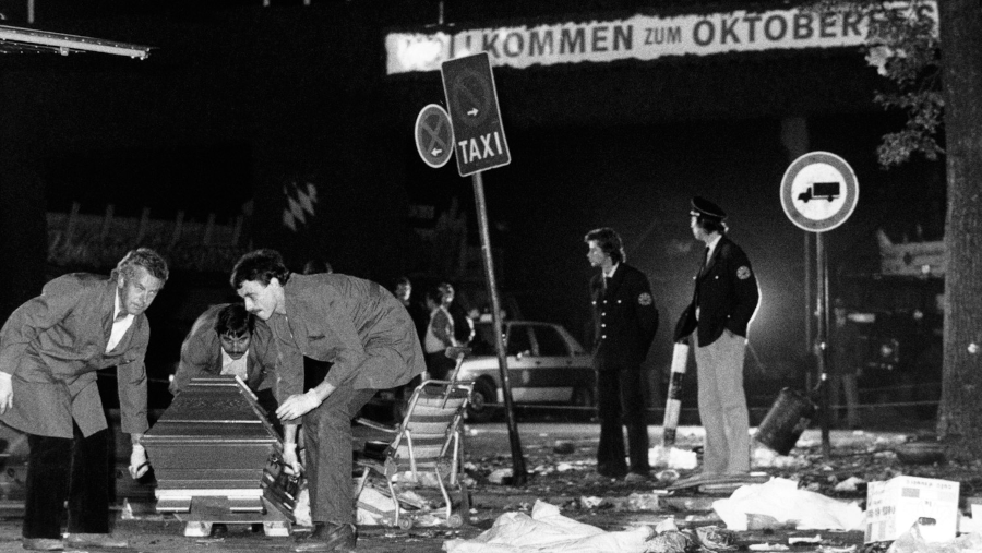 Steckt der „Tiefe Staat“ der USA hinter dem Bombenanschlag auf das Münchner Oktoberfest?