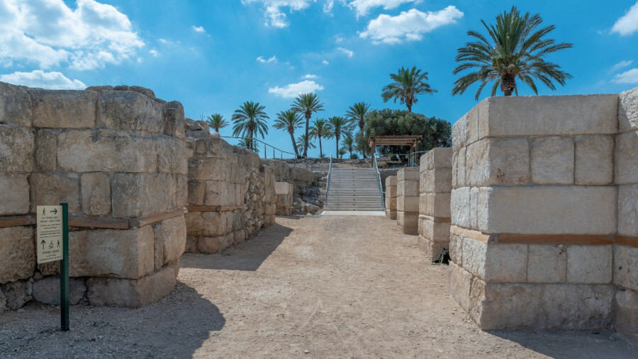 Salomos Monumentale Regionale Torhäuser