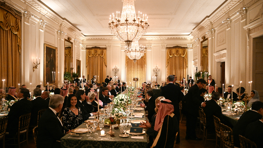 Saudi-Arabiens Roter-Teppich-Empfang