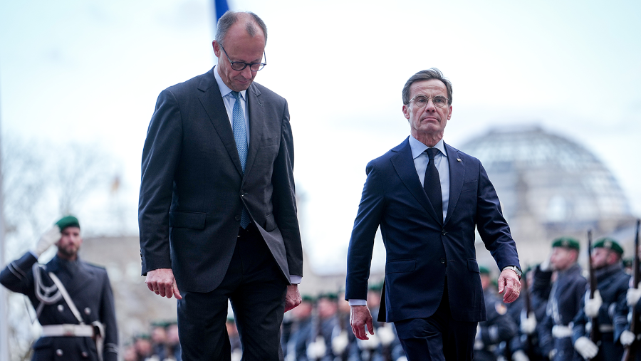 Deutschland und Schweden unterzeichnen Verteidigungsabkommen